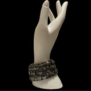 Beautiful Gunmetal Modern Bracelet